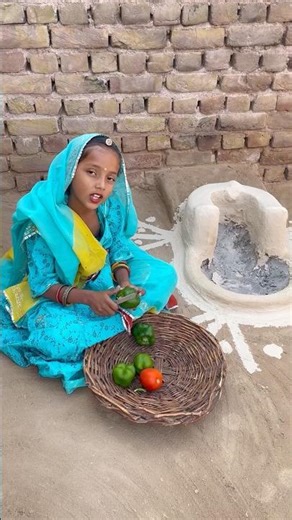 😂😛छोटी बहू शिमला मिर्ची.#chhoti Bahu#Balika Vadhu#saas Bahu ki NOKjhok#funnyvideo#short#viral#