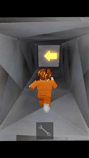 I Escaped Prison In Roblox! #roblox #shorts