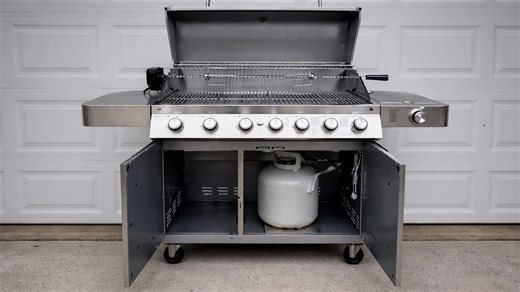 Monument grills six burner build quality and performance