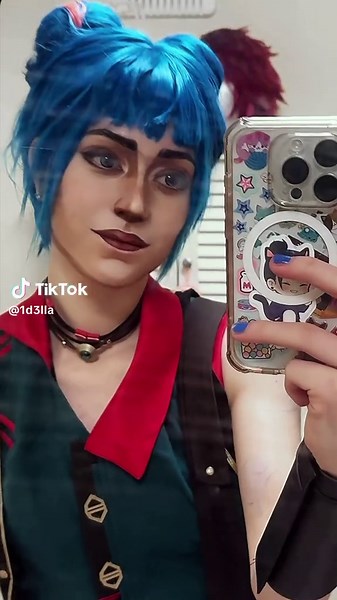 Impresionante Cosplay de Jinx de Arcane