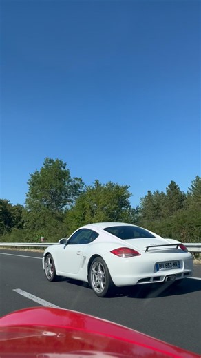 PORSCHE CAYMAN 987 vu à le Mans Classic legend #lmc #porsche #porschecayman #porschecayman987