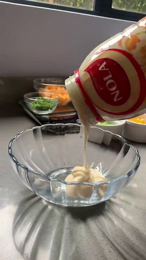 Refreshing Broccoli & Cauliflower Salad Recipe