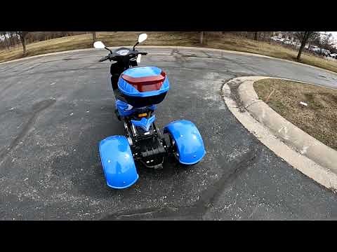 Test Ride: Ice Bear 150cc scooter trike