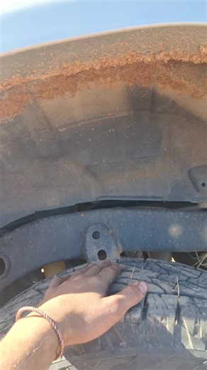 Exploring the Off-Road Capabilities of Toyota Land Cruiser Prado