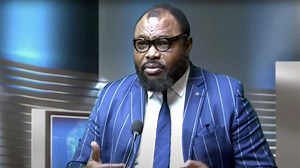 Réaction de Denis Kambayi sur l’investiture de Denis Kadima et toute son équipe à la CENI par le président Tshisekedi