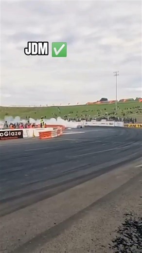 The Engineering Divide: American V8 Muscle vs Japanese Drift Setup