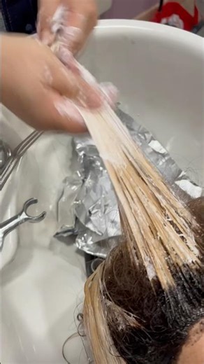 ¡Te MINTIERON! ❌ No Se Puede Hacer Mechas Cardadas Y Tinte A La Vez | Proceso Completo de balayage