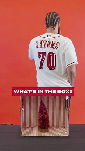 Proceed with caution. ⚠️🎄 | Cincinnati Reds