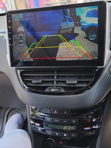 Peugeot 208 Android Radio and Reverse Camera Installation