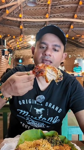 Chicken Rice and Curry... #satisfying #asmreating #riceandcurry #friedchicken #chickenasmr