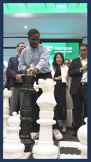 The FIDE World Corporate Chess Championship has officially begun today with a welcome reception that included the ringing of the Nasdaq closing bell and a "hand and brain" exhibition game headed by world #3 Hikaru Nakamura and FIDE's CEO Emil Sutovsky. ℹ️ The FIDE World Corporate Chess Championship, presented by Freedom Holding Corp., takes place in New York City from June 15 -17 in the historic Cunard building at the heart of NYC's financial district. #WCCC2024 #MakeYourMove | FIDE - Internatio