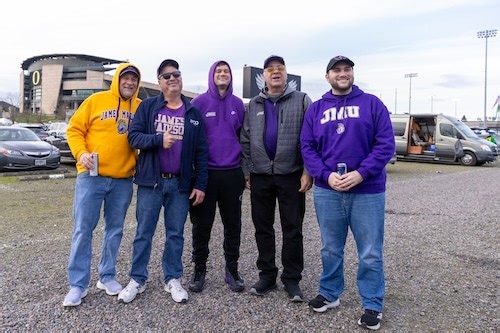 No. 5 Oregon Ducks vs. No. 12 James Madison Dukes in CFP: Live updates recap