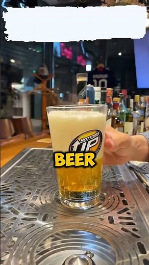 Look at this In Japan, there is a unique way of serving beer..😯🍺
