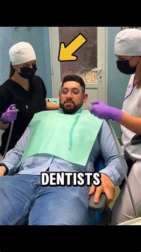 Dentists Wear Masks 😷