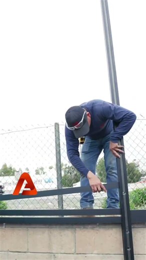 Rust-Proof Fence Installation That Lasts Decades #aluminum #construction #homeimprovement #shorts