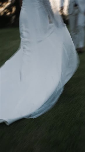 Elegant in every detail, but never losing sight of what mattered most. The joy, the laughter and just being them. Natassja and Daniel’s day in Yeppoon felt like the perfect blend of refined styling and the kind of energy you can’t plan. The way they laughed & cried mid-vows, the quiet glances that said everything, and the way their families wrapped around them all day. It was effortless and honest. These two have built a world together already, and this day was simply the next chapter. One fille