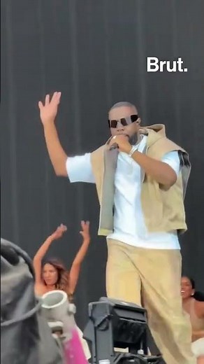 @gims commence son show avec "Sapés comme jamais", devant 65 000 personnes au festival @lesardentes.