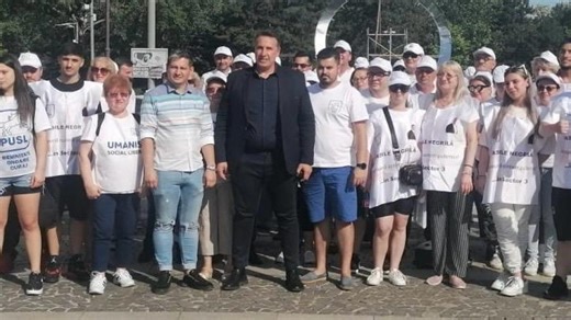 Marș pentru viață în memoria celor trei tineri români luați de viitură în Italia