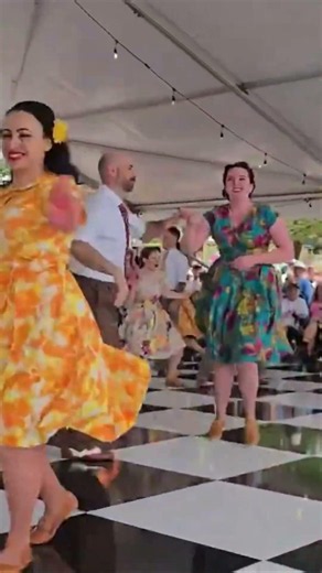 Crusin’ Down The Line -Rockabilly