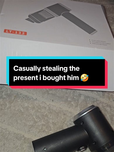 Mini Wireless Hoover: Perfect for Car and Small Messes