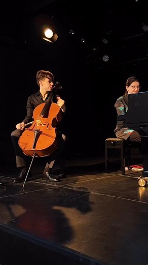 🇬🇧 New Sunday reel 🎶 Recital in @le_soleil_saignelegier with @tanleokor today! New works, new projects, new adventures ✨🔥 And still a lot of work ! Do you like it? What is this work? Let me your ideas in comments! 🇫🇷 Nouvelle video aujourd’hui! 🎶 Nouveaux projets, nouveau repertoire, nouvelles aventures et encore beaucoup de travail en perspective! Vous aimez? Vous connaissez cette œuvre? Si oui, mettez moi en commentaire vos idées! Enjoy 🎻✨ #cello #concert #classical #adventures | Lyam 