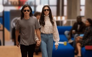 “WeCrashed”: así es el trailer oficial de la serie de Anne Hathaway y Jared Leto