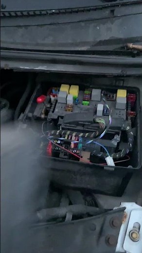 How to JUMP START Vito Van (Under seat Battery) Mercedes #mercvito #carproblems #jumpstart