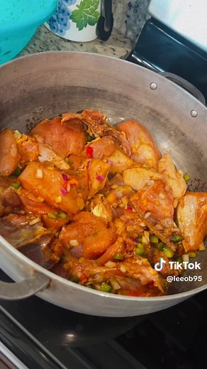 Belizean Sunday Dinner!!! What is your traditional Sunday dinner?? #belizean #sundaydinner #caribbean #belize #cooking