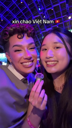 Gặp Gỡ James Charles Tại Sự Kiện MrBeast