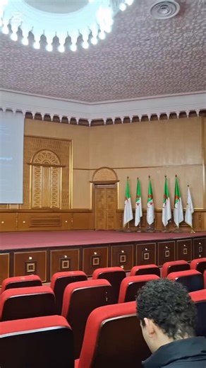 MEDECINE TLEMCEN promo( 2022/2023 ) on Instagram: "Merci Professeur ZERHONI pour cette conférence trés enrichissante #tlemcen #medecinetlemcen #medecine #algeria #dz"
