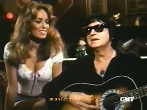 PRETTY WOMAN || Roy Orbison 😘😍😍 | Music and Lyrics