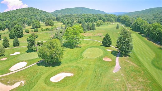 So awesome! Here is a sneak peak at our new Hole-by-Hole golf course flyovers we'll be launching soon. We had an unexpected visitor 🦅. | The Shawnee Inn and Golf Resort