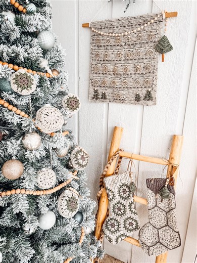 CROCHET PATTERN   VIDEO the Ultimate Granny Holiday Crochet Collection (3 Pattern Bundle) Granny Stocking, Advent Calendar & Ornament Set - Etsy Australia