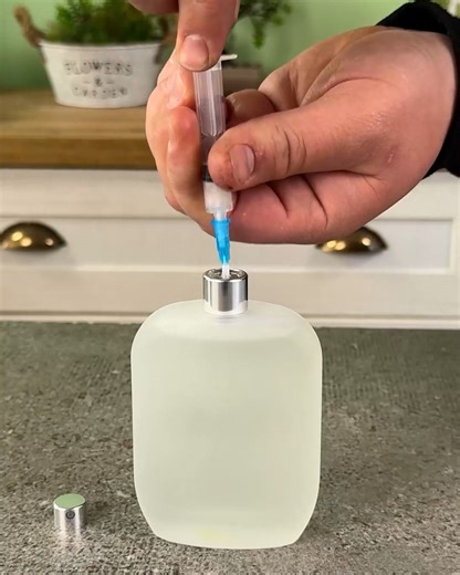 1.7K views | Syringe perfume extraction  | Turbo Tribe | Facebook