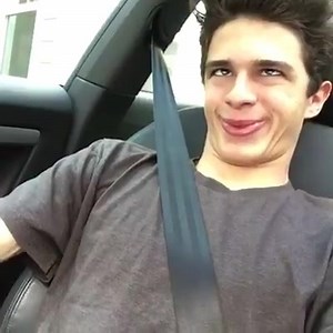 14K views · 431 reactions | When you see your crush.. Like & Share --> New Vines | New Vines | Facebook