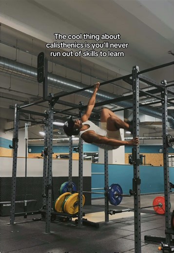 I see people do flips and they look cool so now I gotta learn how to do it 🫡 . . . . . #fitnessmotivaton #calisthenics #flipsandtricks #flips #bodyweighttraining