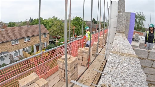 Teaching 3 Apprentices how to Bricklay #masonry #tutorial #building #brickwork #bricklayer #apprentice | Charlie Collison
