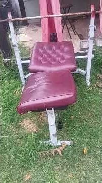 I made a homemade weight bench 😍