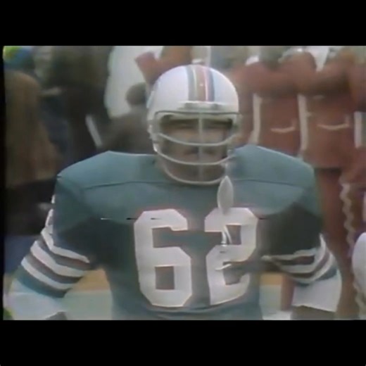 Flashback to Super Bowl VIII! The Miami Dolphins offense takes the field as the legendary Super Bowl VIII offensive lineup is introduced. | MIAMI DOLPHINS BANDITS