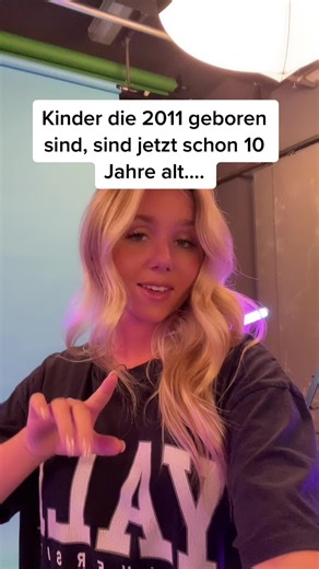 Wie alt ist man, wenn man 2011 geboren ist?