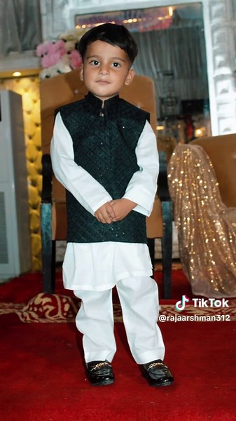 Hyee sadqy Meri jan 😘❤️😘 Mera pyara sa cute 🥰 sa sweet 🎂 sa shehzada 😘😘. I love you so much 😘😘 Api ki Jan 😘😘😘😘😘😘😘😘 #foryoupage #foryou #followrequest❣️❣️ #1millionlikes💥❤️