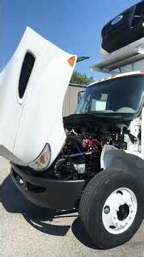 694074-2017 International 4300 reefer unit box truck, walk around tour and engines running #reefer