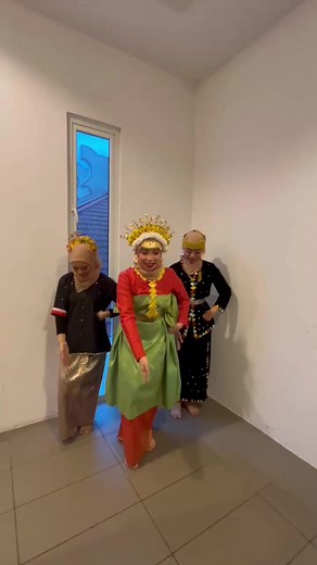 Brunei Traditional Dance and Music Performance