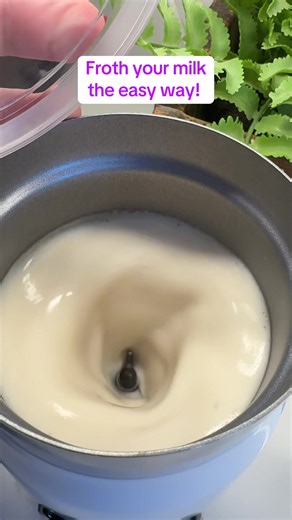 Milk frother — a quick, easy way to make creamy foam at home. Perfect for lattes, cappuccinos, matcha, and iced coffee in seconds. #coffee #milkfrother
