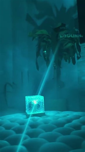 Dynamic Rotating Water Ripple Projector