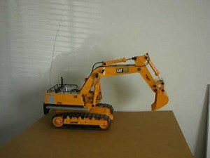 RC Caterpillar Excavator 225