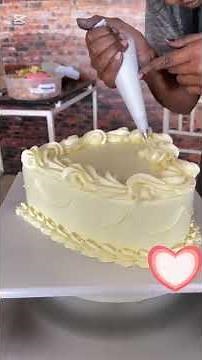 How to make a vintage heart cake | Step by Step