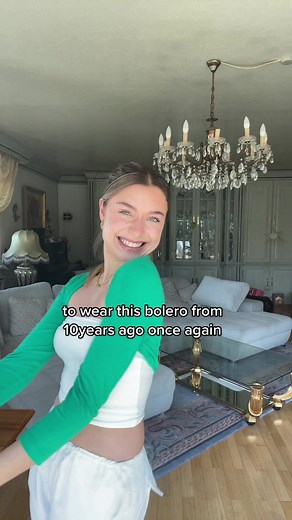 „every fashion trend will come back“-mum #fashiontrends #springoutfits #outfitinspo