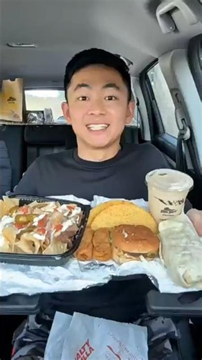 🔥 Del Taco Ultimate Feast 🌮🌯🥑 | This Meal Looks INSANE! 🤤 #asmr #food #shorts