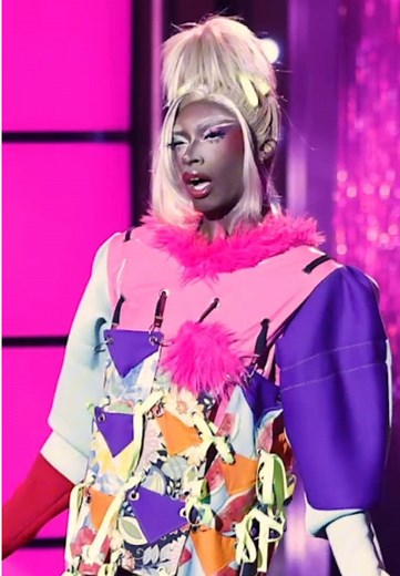 Exploring Drag Queens: Raja and Raven's Iconic Looks